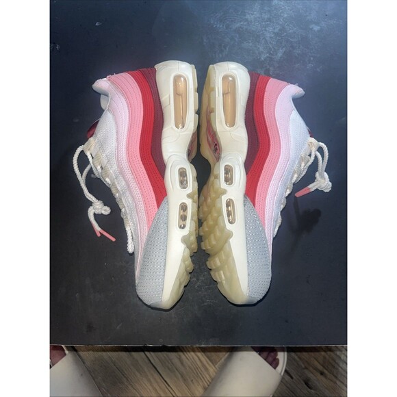 Size 8.5 - Nike Air Max 95 Anatomy Of Air Valentines Day Edition main image 9
